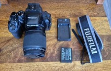 Fujifilm FinePix Series HS50EXR 16.0MP Digital + Charger & 3 Batteries.