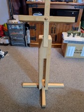 lace maker pillow stand in