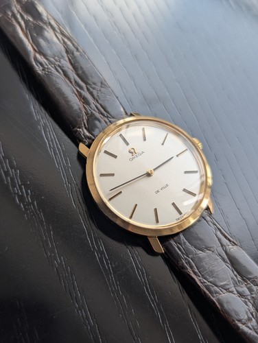 9ct solid gold omega ville - gold,