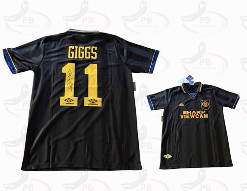 Ryan giggs signed manchester - ryan,