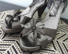 Ladies pewter metallic heels