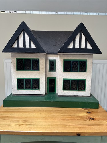 Old vintage dolls house that - dolls,