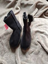 NWT Black Faux Suede Pom Pom Boots Size 3