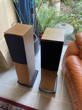 Pair Of Neat Motive Se2 Floor Standing Speakers