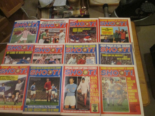Shoot football magazines - x,