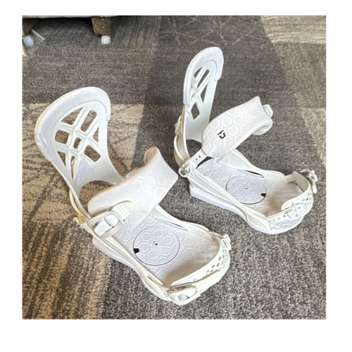 Union white snowboard - union,