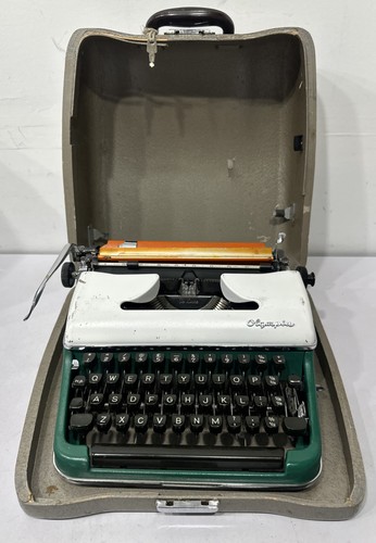 Vintage olympia deluxe - vintage,