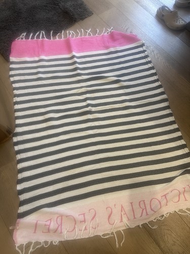 Victoria secrets black white - secrets,