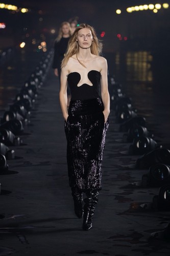 Saint laurent ss20 - ss20, runway