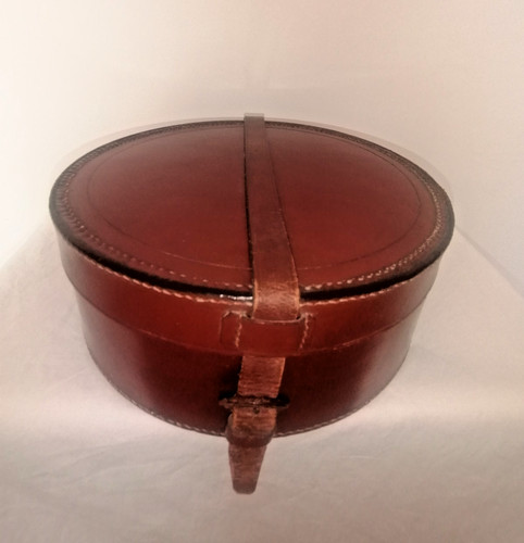 Antique leather round - antique,