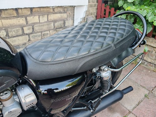 Triumph bonneville custom seat - bonneville,