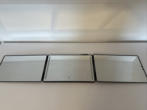Way trifold haircut - trifold, mirror