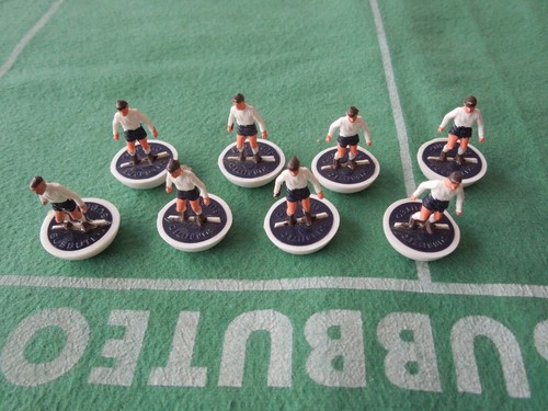 Subbuteo football spare - hw, 2