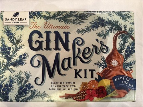 Sandy leaf farm - gin, making