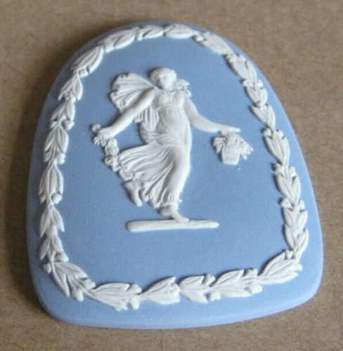 Wedgwood blue jasper - blue, dancing
