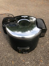 COMMERCIAL RICE COOKER 4.2L 1300w Model Number : Sj-420e