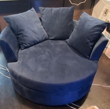 Z Gallerie Cuddler 360 swivel