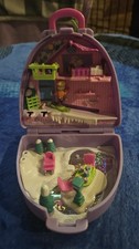 Polly Pocket Suitcase - Bluebird 1996 Figurine and Playset Vintage