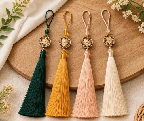 Decorative key tassels - ,,
