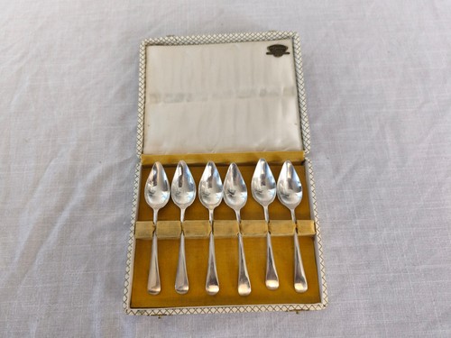 Vintage spoons silver plated - spoons,