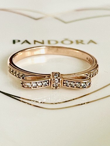 Pandora rose gold bow - 💖,