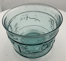 Roman Circus Beaker showing a
