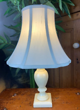 MID CENTURY VINTAGE CREAM ONYX MARBLE TABLE BEDSIDE ACCENT LAMP WITH SHADE