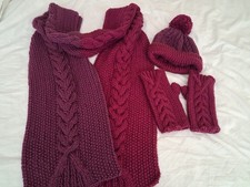Ladies Hand Knitted Hat. Scarf