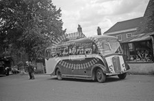 PHOTO Varney, Buckingham Guy