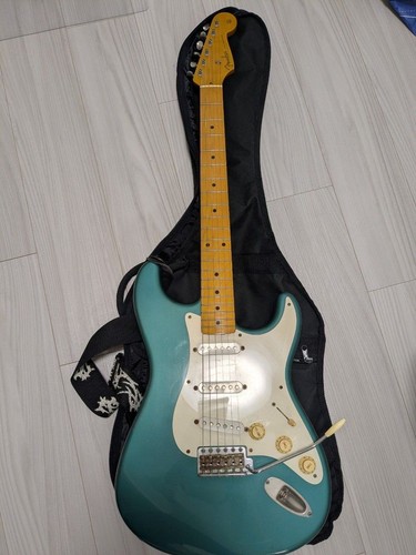 Fender japan stratocaster - japan,