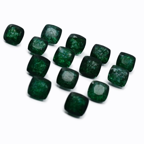 Natural green emerald 100 - natural, ct