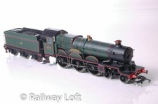 Castle Class 4-6-0 "Wellington" 5075 in GWR Green By Hornby r2459