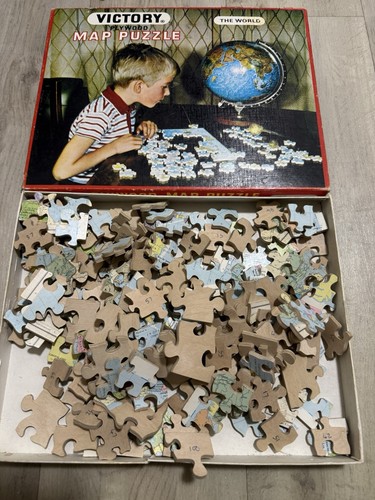Victory wooden world map - world,