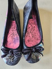 Iron Fist Size 5 Flat Shoes