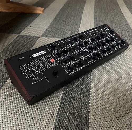 Behringer pro 800 - behringer,