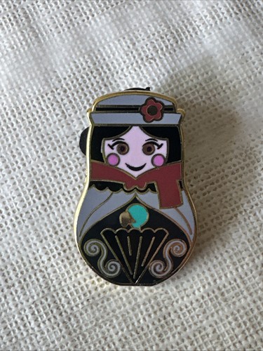 Disney pin trading nesting - disney,