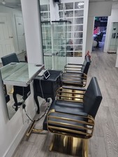 stylist  hairdresser/ stylist chair