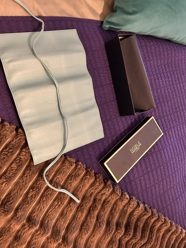 Noble macmillan london - london, leather