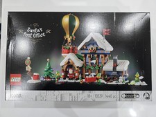 LEGO Icons Santa's Post Office