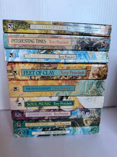 Terry pratchett collection - x, 9