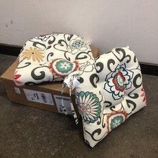 Pillow Perfect Reversible Floral Oudoor Dining  Chair Cushion (Set of 2) - NEW