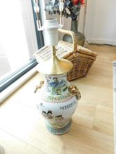 Beautiful Oriental Table Lamp