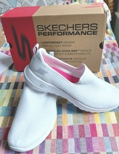 Sketchers Gogo Walk Gen 5