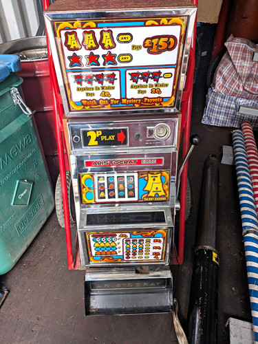 Aristocrat one arm bandit - arm,