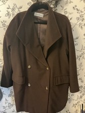 Beautiful ladies chestnut brown wool / cashmere short coat from Max Mara