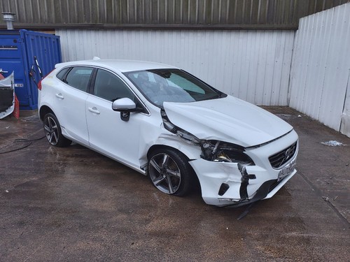 Volvo v40 design - volvo,