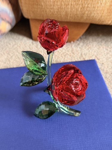 Swarovski red rose crystal - swarovski,
