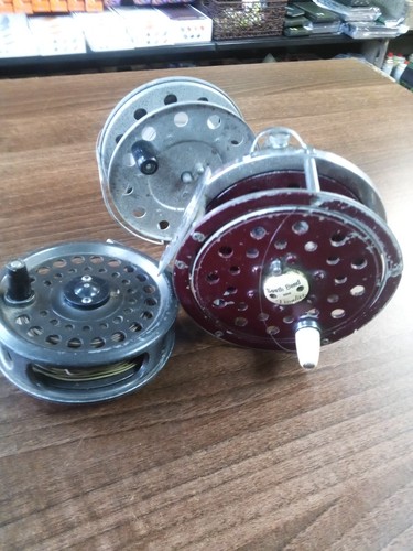 Old fishing reels fly - fishing,