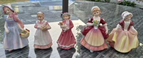 Royal doulton figurine - royal,