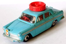 1st Time Listed. Corgi 236 Austin A60 DeLuxe Saloon Motor School Car 1964-68.
